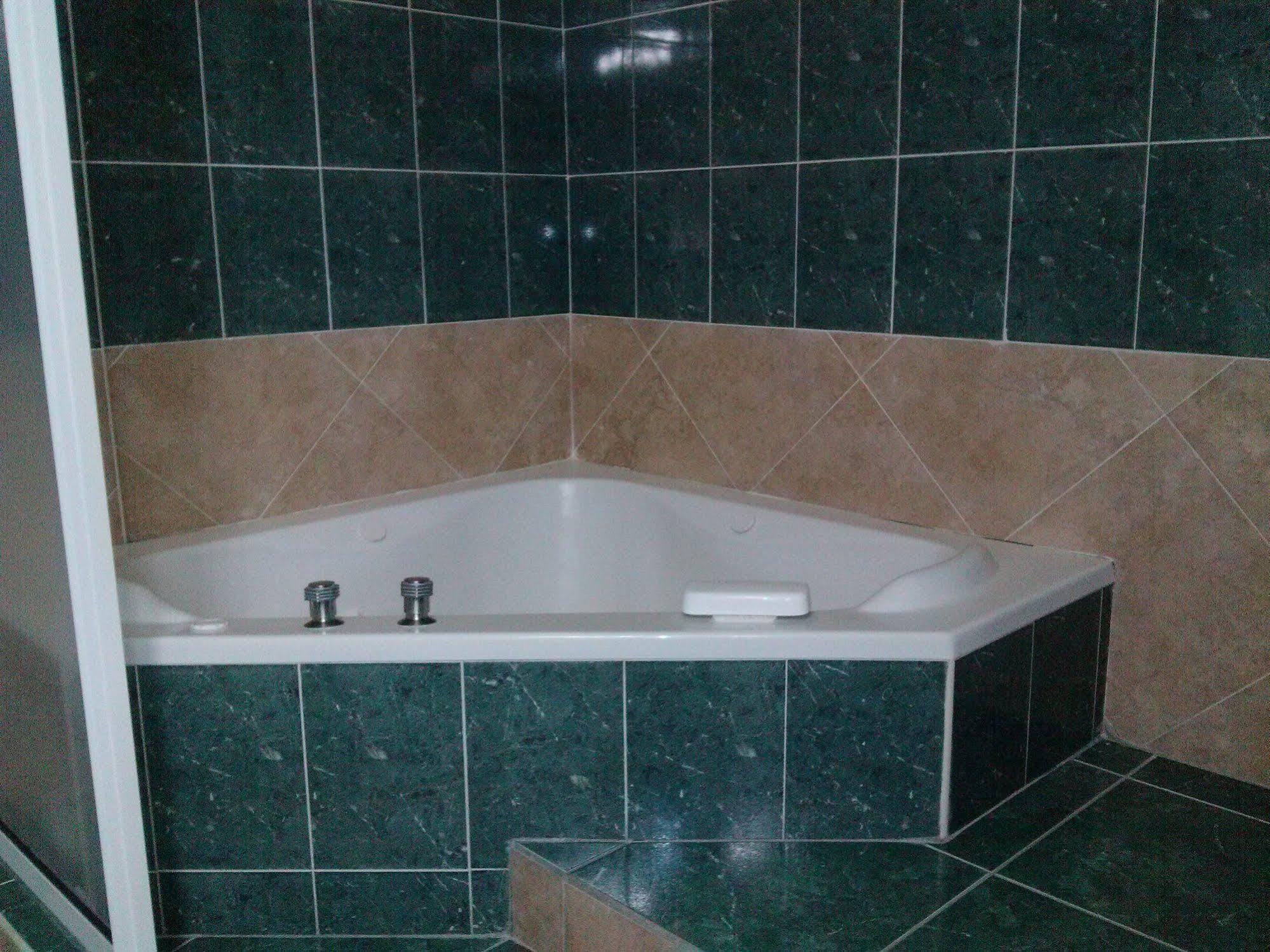 Hotel Esmeralda Río Verde Екстериор снимка